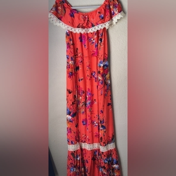 umgee Off Shoulder Floral Print Beautiful Maxi Dress size M - Picture 5 of 6